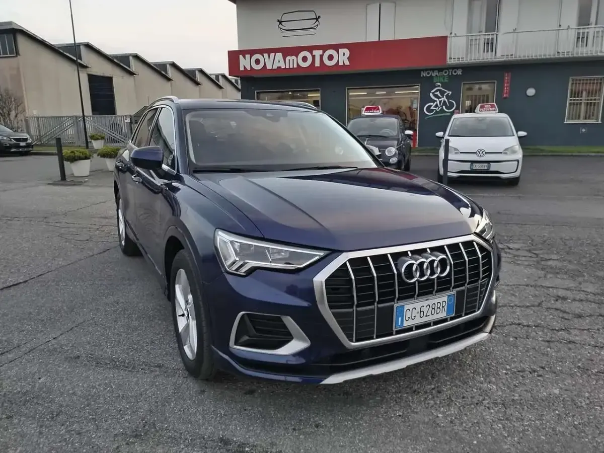 Usata Audi Q3 Advanced 150 CV (110 kW) 2021 Blu/azzurro SUV