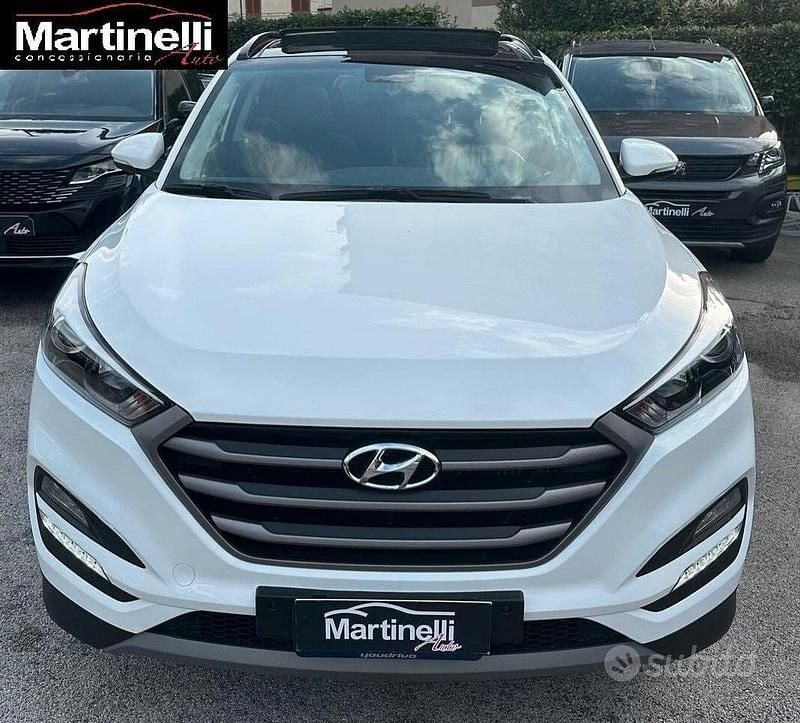 Usata Hyundai Tucson Edition 115 CV (84 kW) 2018 Marrone SUV