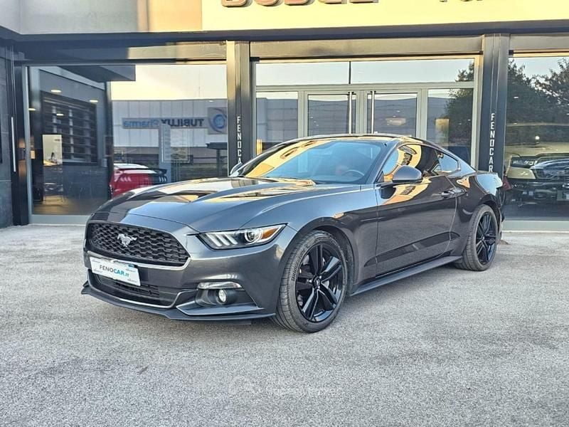Usata Ford Mustang Premium 317 CV (233 kW) 2017 Grigio Coupé