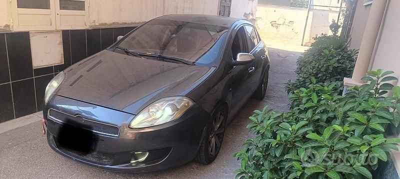 Usata 2010 Fiat Bravo Due volumi | 1700 € (Super prezzo) - Immagine 1/4