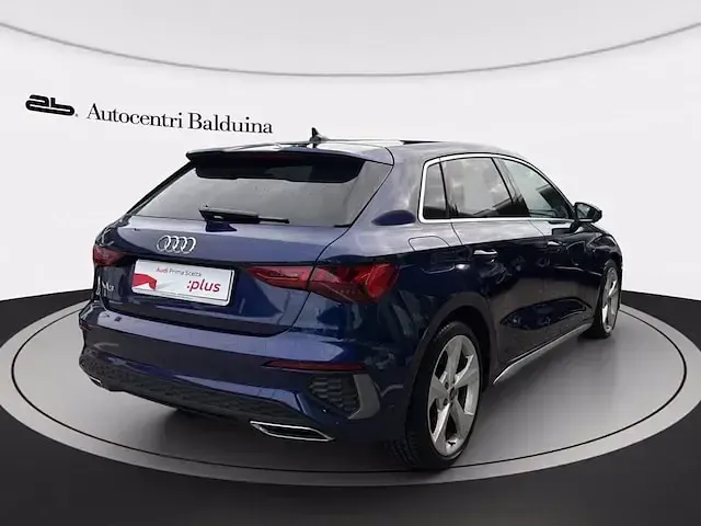 Usata Audi A3 S-Line 150 CV (110 kW) 2024 Blu Berlina