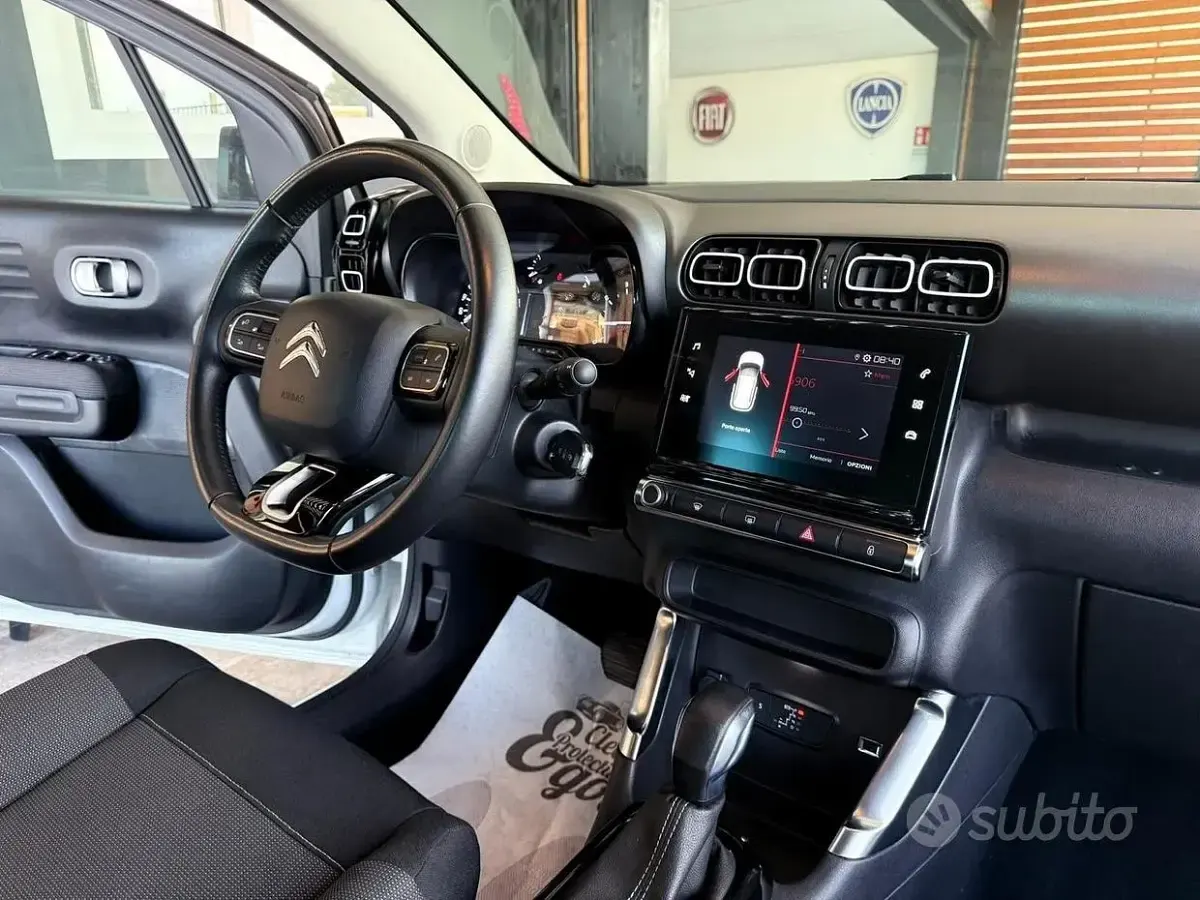 Usata Citroën C3 Aircross Shine 120 CV (88 kW) 2022 Bianco SUV
