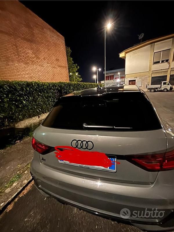 Usata Audi A1 Sportback Business 116 CV (85 kW) 2024 Grigio Utilitaria