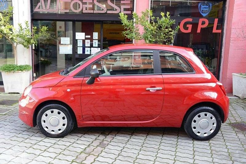 Usata Fiat 500 Pop 69 CV (50 kW) 2019 Rosso Utilitaria