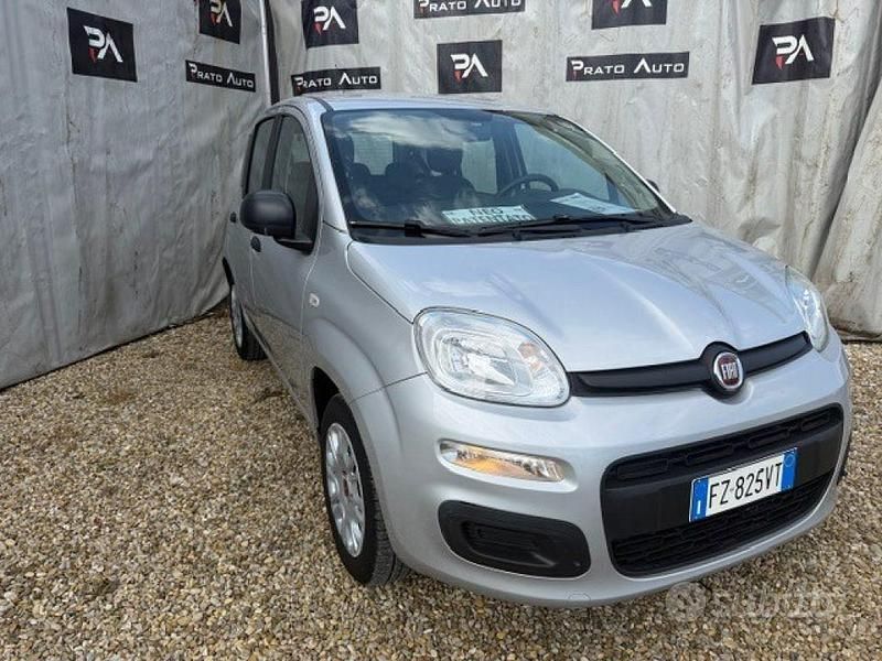 Usata Fiat Panda Lounge 69 CV (50 kW) 2020 Grigio Utilitaria