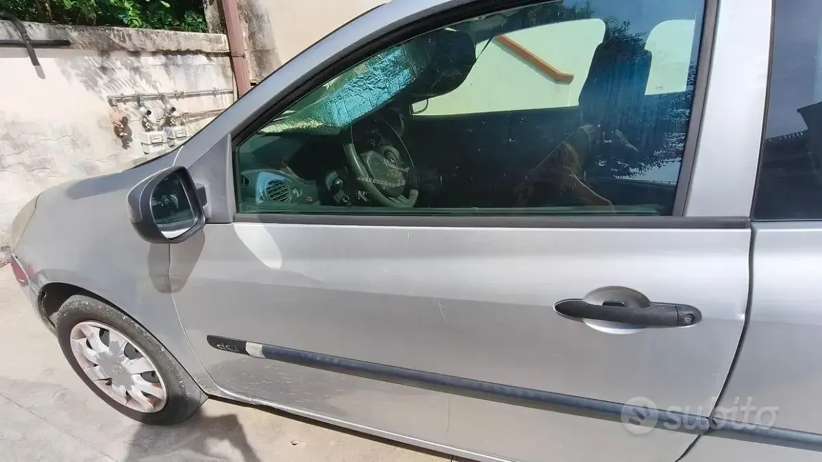 Usata Renault Clio 2006 Grigio Utilitaria