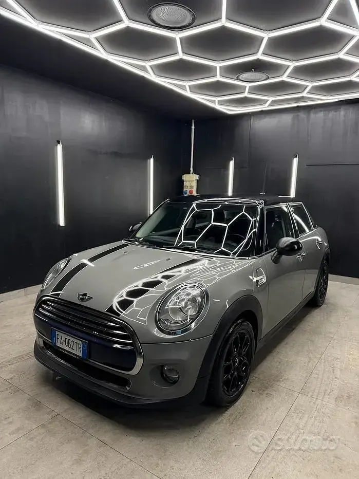 Usata Mini Cooper D 116 CV (85 kW) 2015 Utilitaria