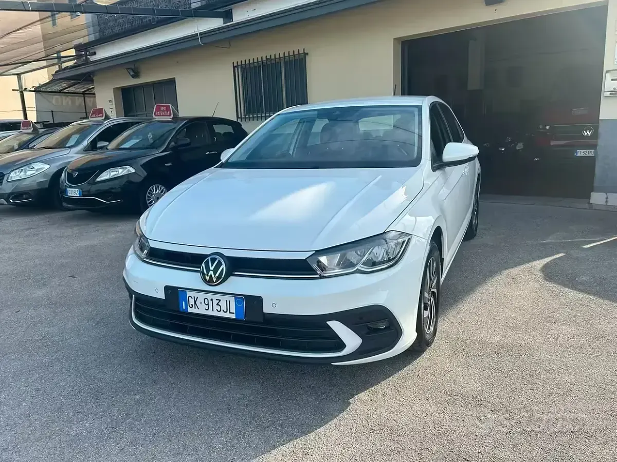 Usata VW Polo Life 95 CV (69 kW) 2022 Bianco Utilitaria