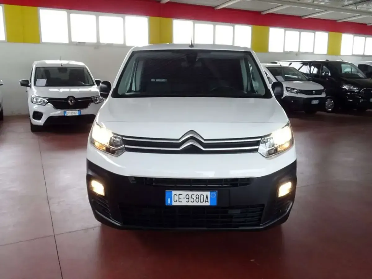 Usata Citroën Berlingo 102 CV (75 kW) 2021 Bianco Monovolume