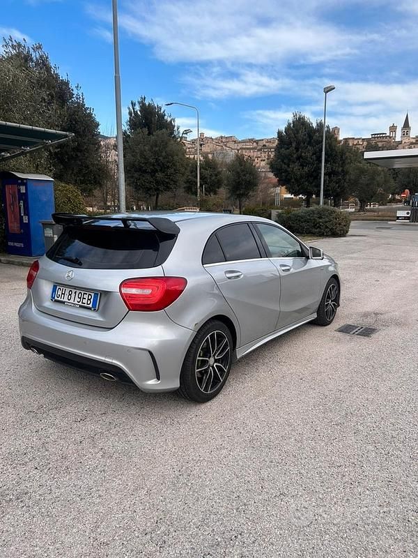 Gebraucht Mercedes A160 AMG 90 PS (66 kW) 2014 Grau Kleinwagen
