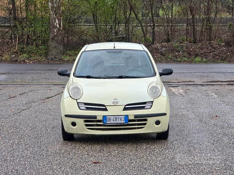 Usata Nissan Micra 65 CV (47 kW) 2006 Giallo Berlina