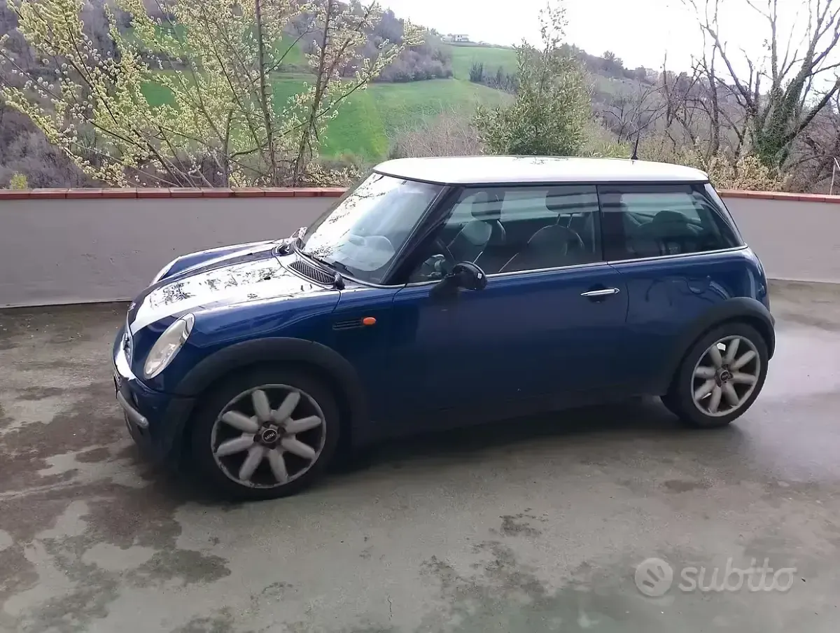 Usata Mini Cooper 116 CV (85 kW) 2004 Utilitaria