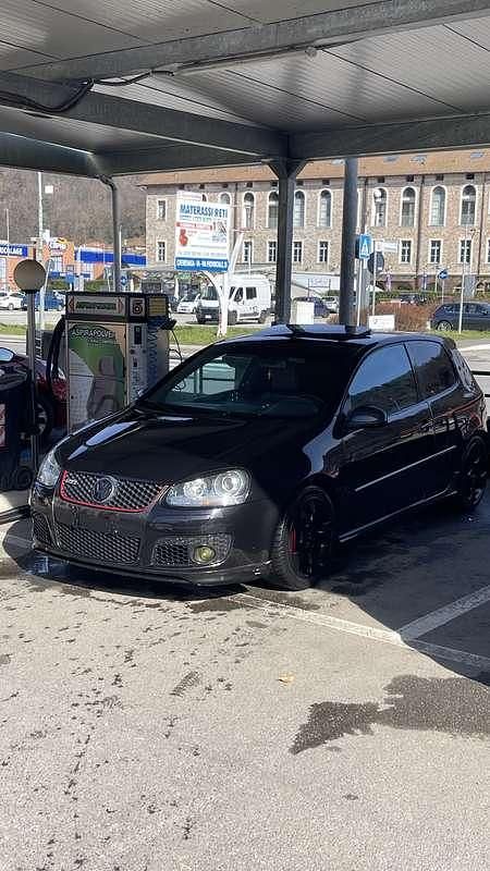 Usata VW Golf IV GTI 200 CV (147 kW) 2005 Nero Berlina