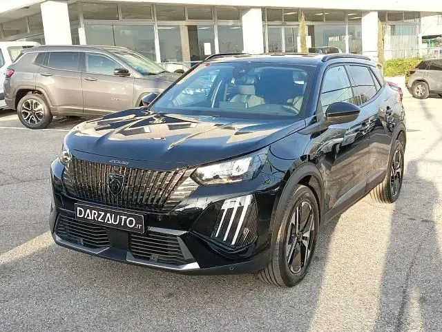 Usata Peugeot 2008 Allure 101 CV (74 kW) 2025 SUV