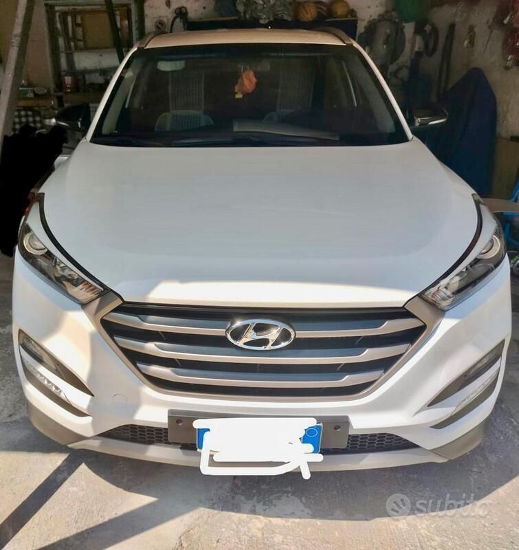 Usata Hyundai Tucson Comfort 115 CV (84 kW) 2017 Bianco SUV