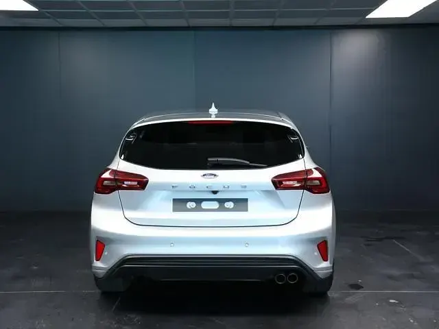 Usata Ford Focus ST-Line 154 CV (113 kW) 2025 Argento Berlina