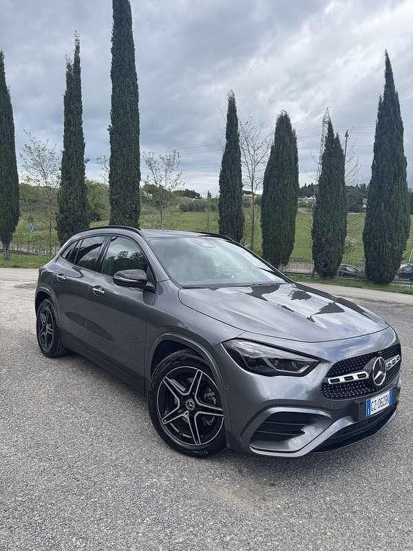 Usata Mercedes GLA200 Premium 160 CV (117 kW) 2025 SUV