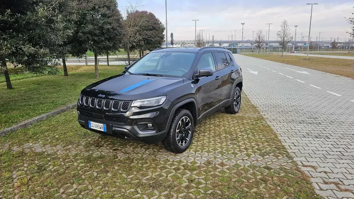 Usata Jeep Compass Trailhawk 179 CV (131 kW) 2021 SUV