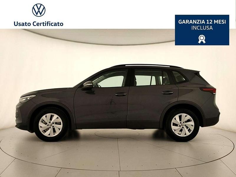 Usata VW Tiguan Life 150 CV (110 kW) 2024 Grigio SUV