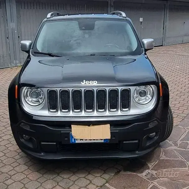 Usata Jeep Renegade Limited 140 CV (102 kW) 2015 Nero SUV