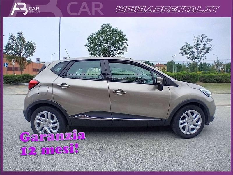Usata Renault Captur 120 CV (88 kW) 2014 Beige SUV