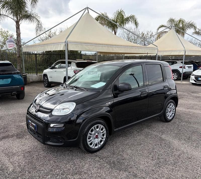 Usata Fiat Panda S 71 CV (52 kW) 2023 Nero Utilitaria