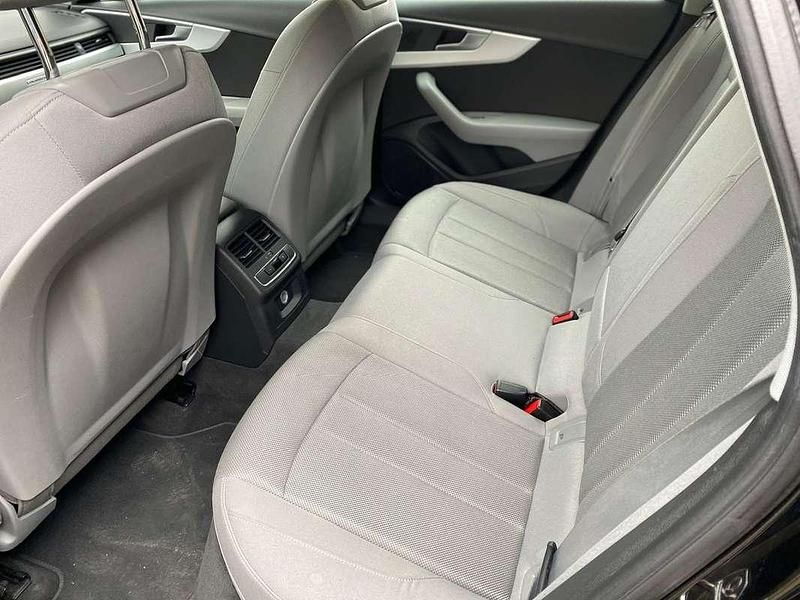 Usata Audi A4 Allroad Business 190 CV (139 kW) 2016 Nero Station wagon