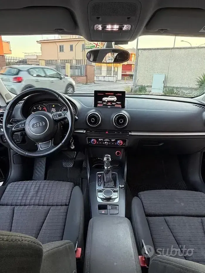 Usata Audi A3 Young 105 CV (77 kW) 2014 Nero Berlina