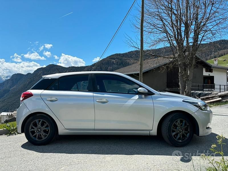 Usata Hyundai i20 2017 SUV