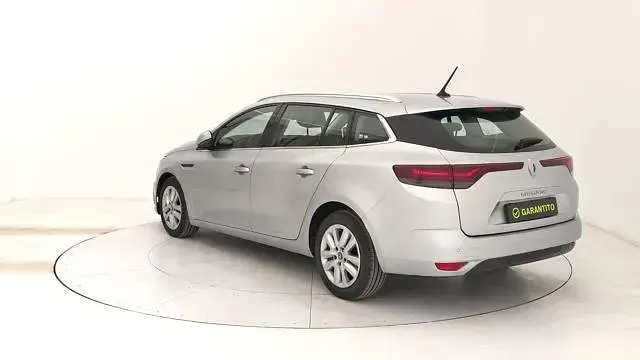 Usata Renault Mégane GrandTour Business 116 CV (85 kW) 2021 Grigio Station wagon