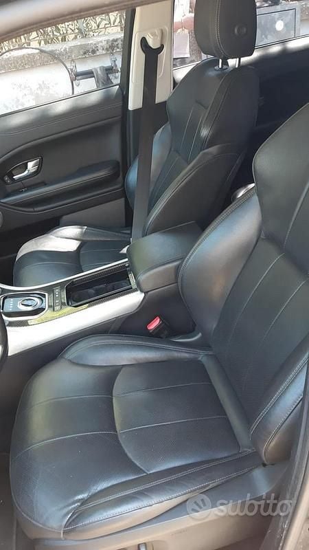 Usata Land Rover Range Rover evoque 150 CV (110 kW) 2018 Grigio Station wagon
