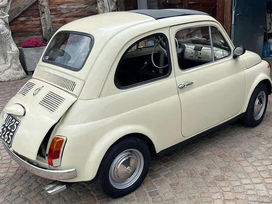 Usata Fiat 500 24 CV (17 kW) 1973 Beige Utilitaria