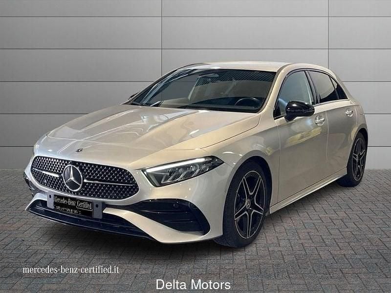 Begagnad Mercedes A180 Advanced Plus 116 HK (85 kW) 2023 Halvkombi