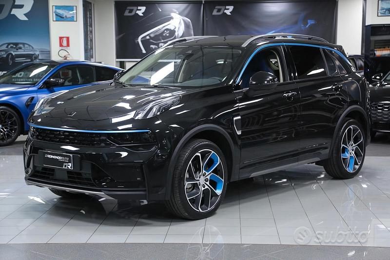 Usata Lynk & Co 01 261 CV (191 kW) 2022 Nero SUV