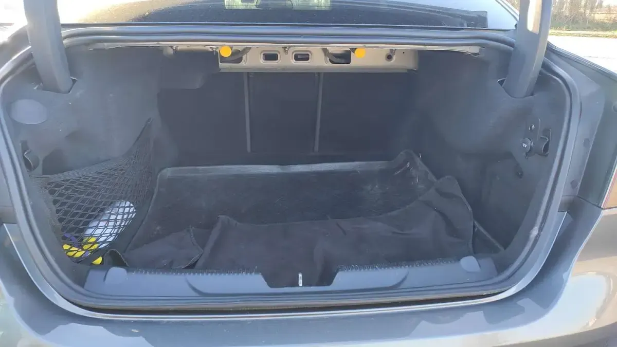 Usata Jaguar XE 300 CV (220 kW) 2018 Grigio Berlina
