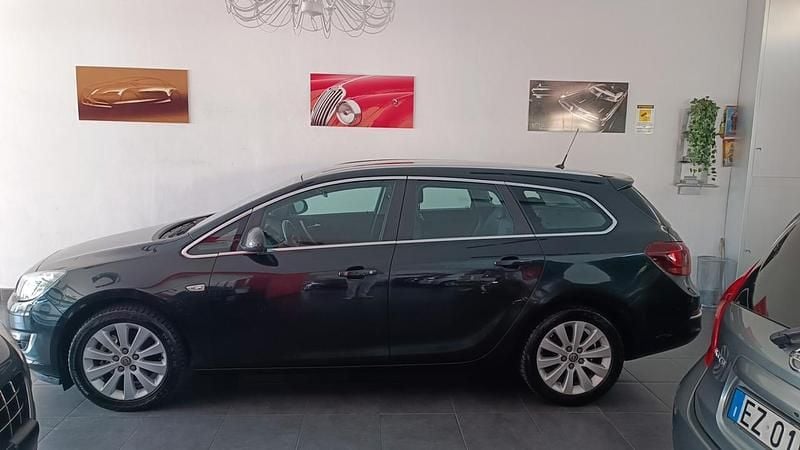 Occasion Opel Astra Cosmo 130 ch (95 kW) 2014 Noir Break