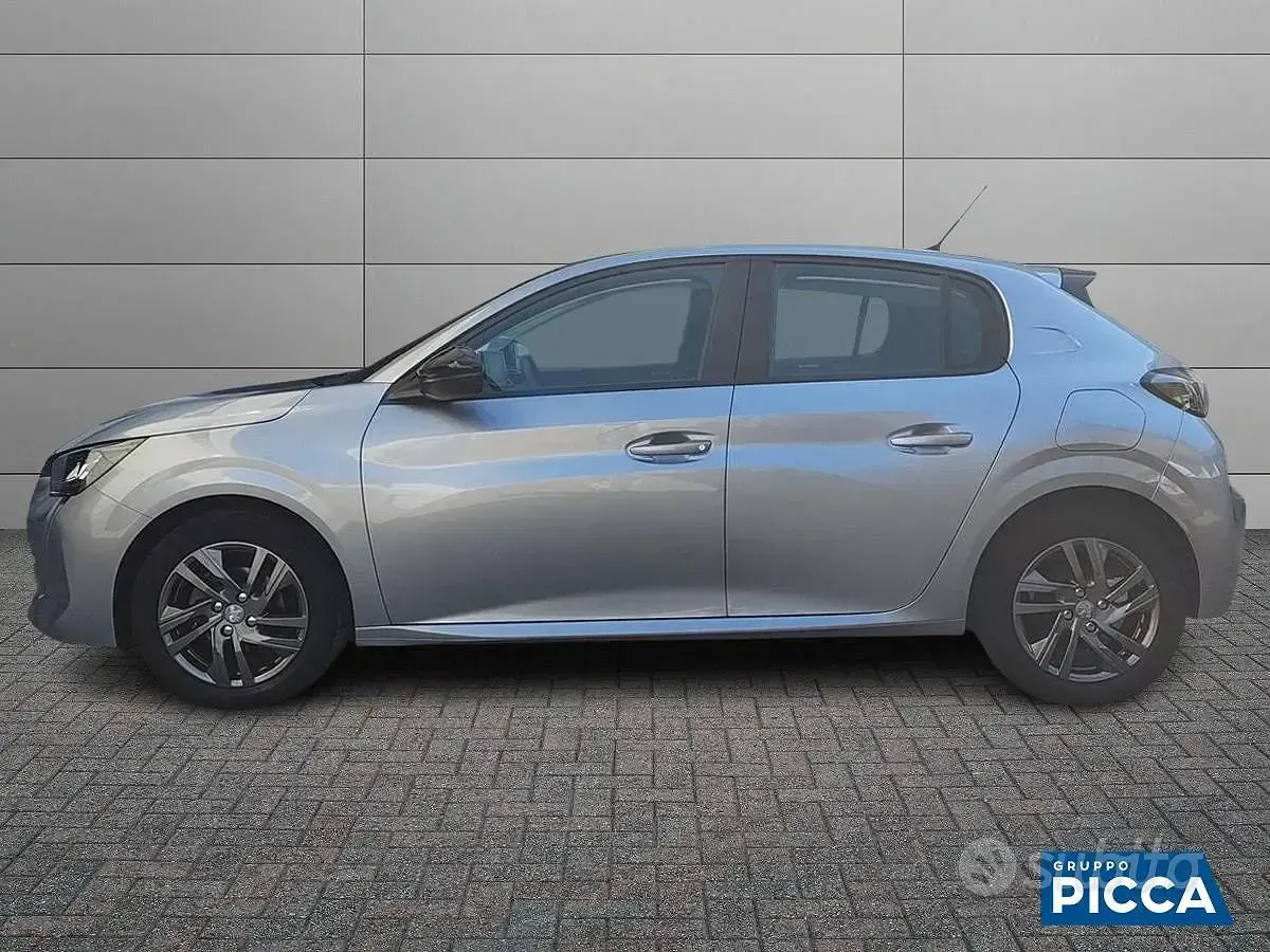 Usata Peugeot 208 Active 75 CV (55 kW) 2022 Grigio Utilitaria