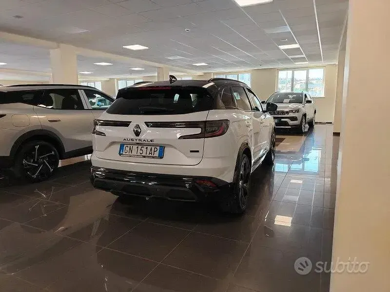 Usata Renault Austral 200 CV (147 kW) 2023 Bianco SUV