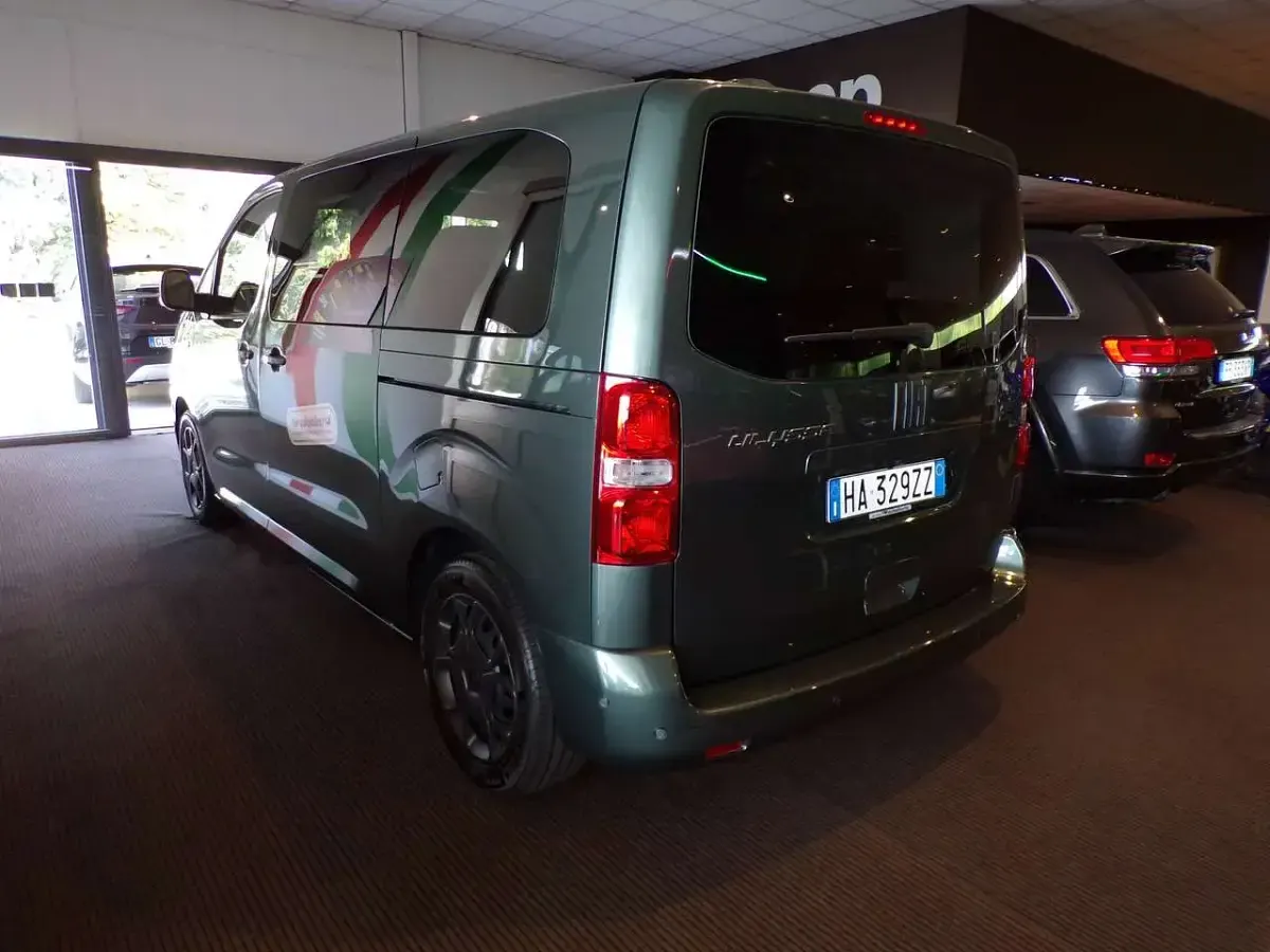 Usata Fiat Ulysse 131 kW (179 CV) 2025 Verde toscana metallizzato Monovolume