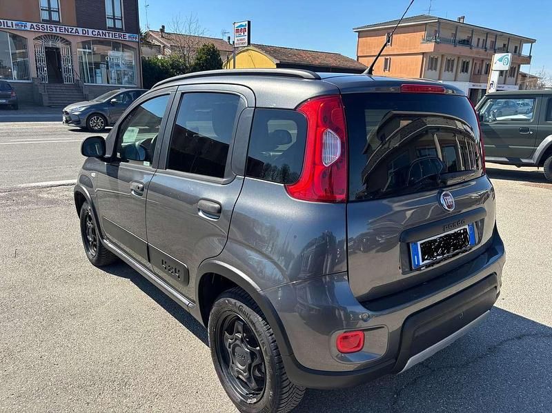 Usata Fiat Panda 4x4 95 CV (69 kW) 2017 Grigio Utilitaria