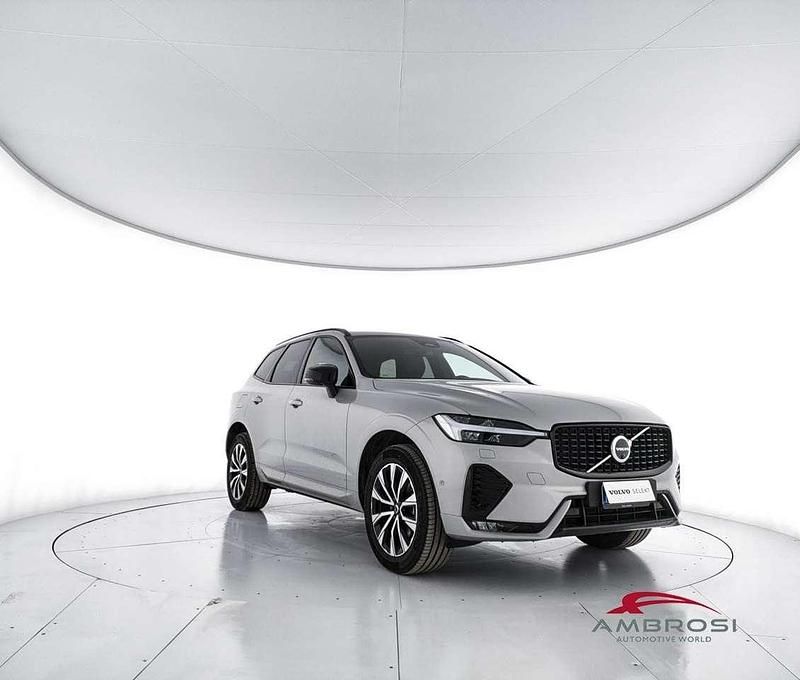 Usata Volvo XC60 Plus 250 CV (183 kW) 2025 Argento SUV