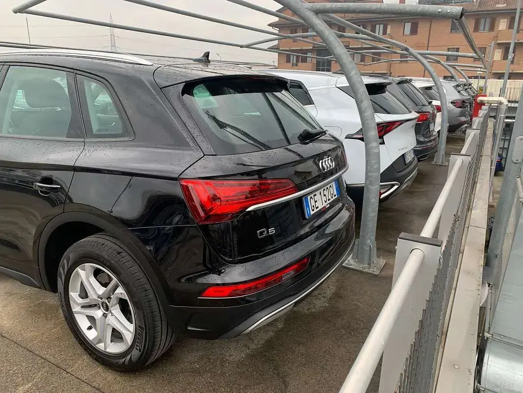 Usata Audi Q5 Advanced 204 CV (150 kW) 2020 Nero SUV