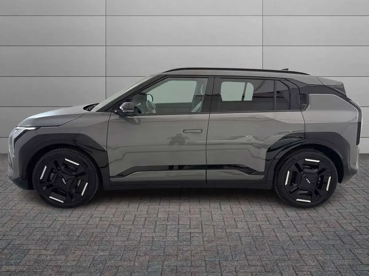 Usata Kia EV3 GT 50 kW (68 CV) 2025 Grigio SUV