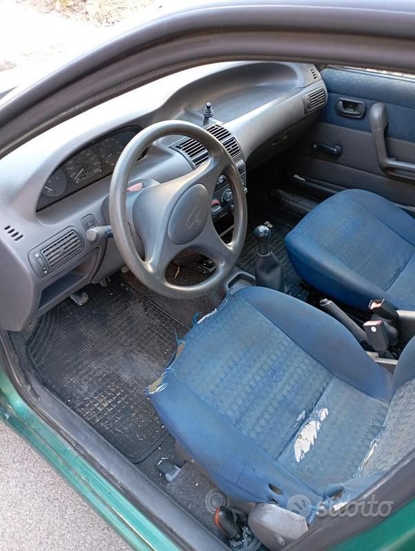 Usata Fiat Punto 1998 Verde Utilitaria