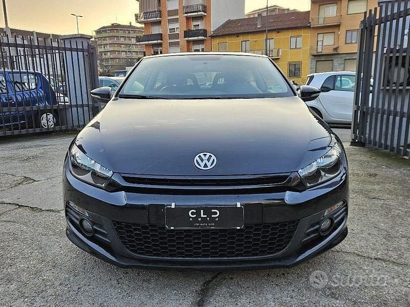 Begagnad VW Scirocco 140 HK (102 kW) 2010 Svart Sportkupé