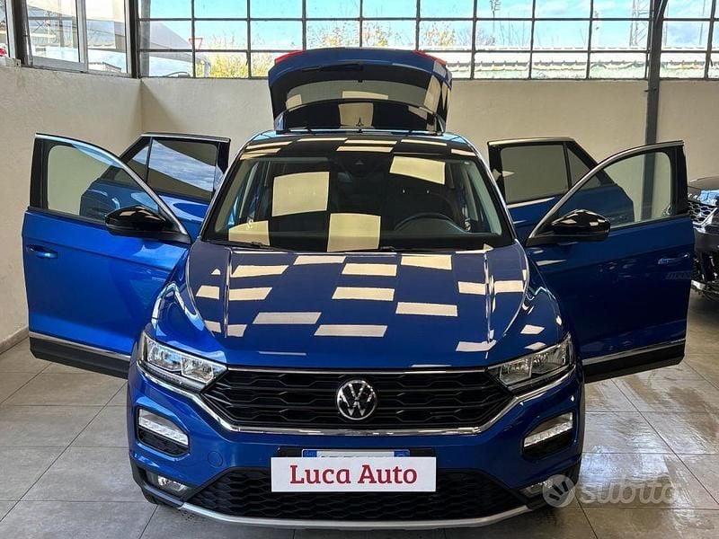 Blu Usata 2021 VW T-Roc SUV | 17.490 € (Super prezzo) - Immagine 1/4