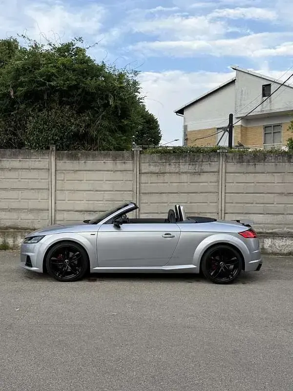 Usata Audi TT Roadster S-Line 179 CV (131 kW) 2018 Cabrio
