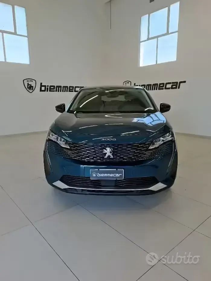 Usata Peugeot 3008 Active 131 CV (96 kW) 2022 Blu SUV
