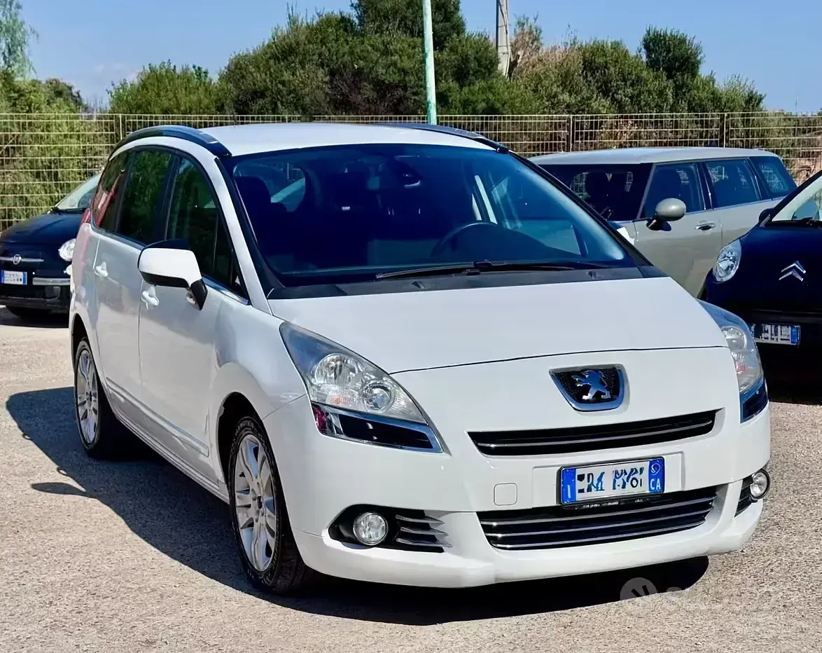 Usata Peugeot 5008 Allure 115 CV (84 kW) 2013 Bianco Monovolume