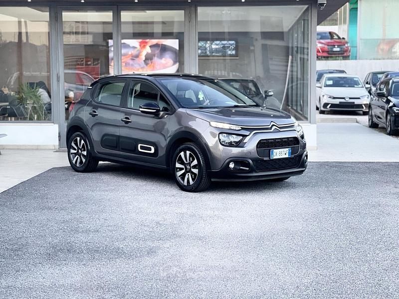 Grigio Usata 2022 Citroën C3 PureTech Tre volumi | 13.400 € (Buon prezzo) - Immagine 1/4